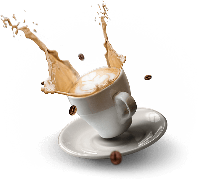 Copa de café derramada con granos de café disparados alrededor de la taza.